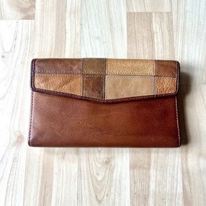 Vintage Fossil Folding Wallet Congac Patch Design